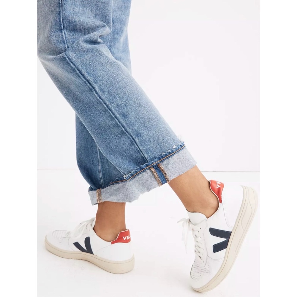 Veja™ V-10 Sneakers in Colorblock